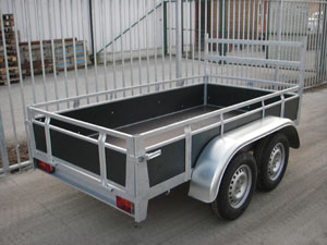 Bakaanhangwagen dubbelas 300x156 (betonplex)